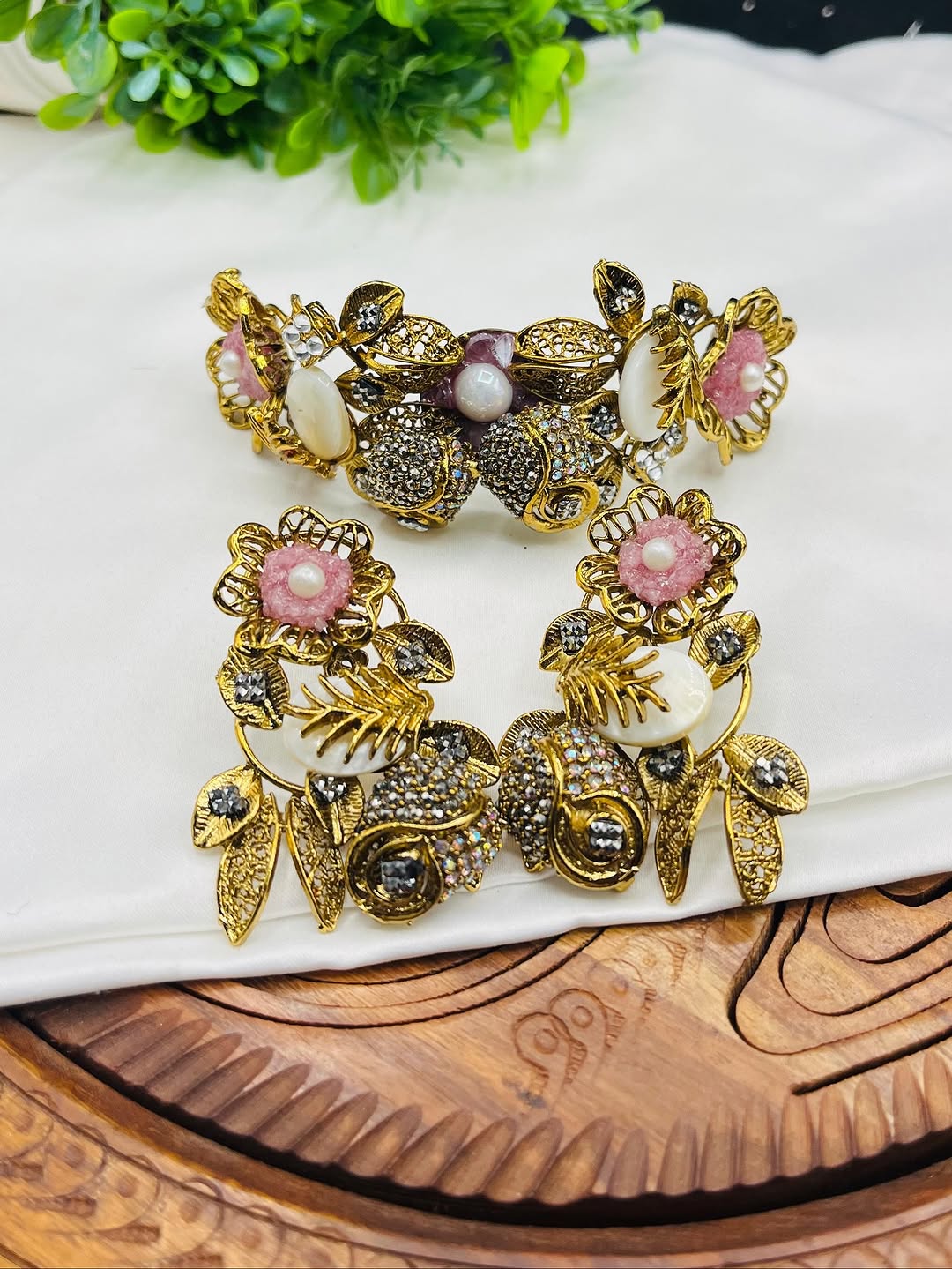 3D Designer Handmade Choker – Premium Artisan Craftwork