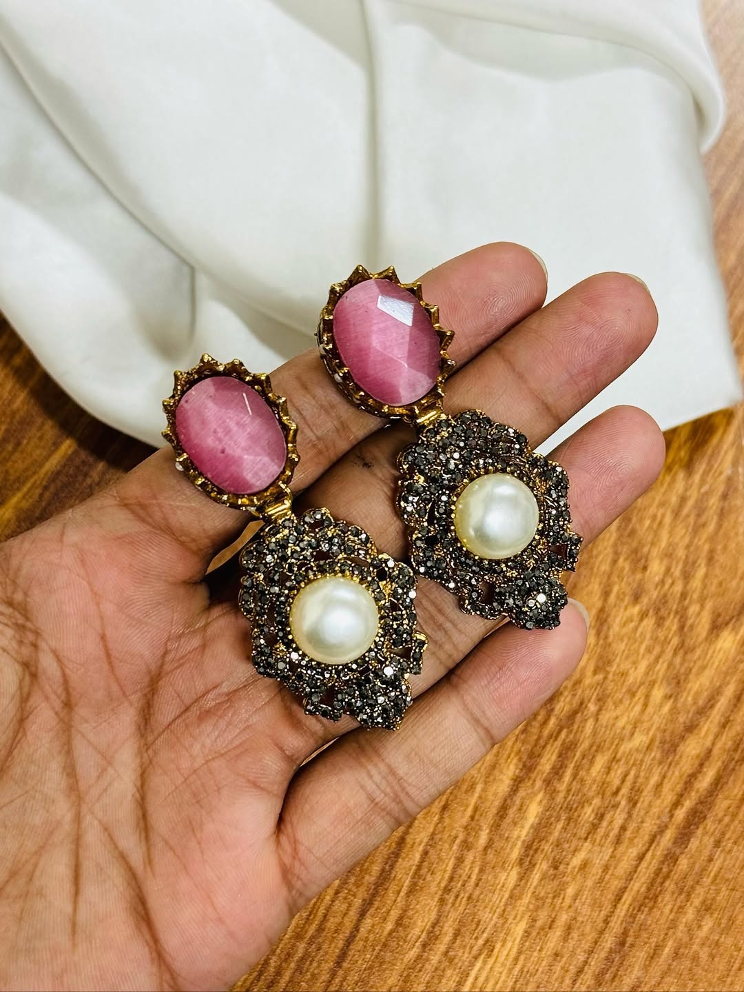 Elegant Turkish Style Earrings with Pearl & Crystal Detailing