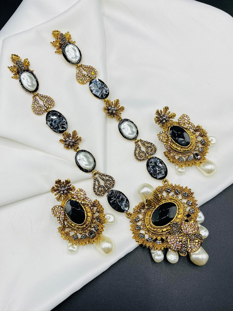 Luxury Turkish Mala Collection – Intricate Handmade Craft