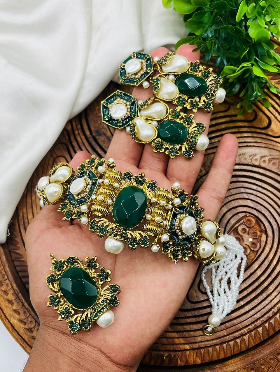 Exclusive Handcrafted Designer Choker – Elegant Statement Fashion Jewelry