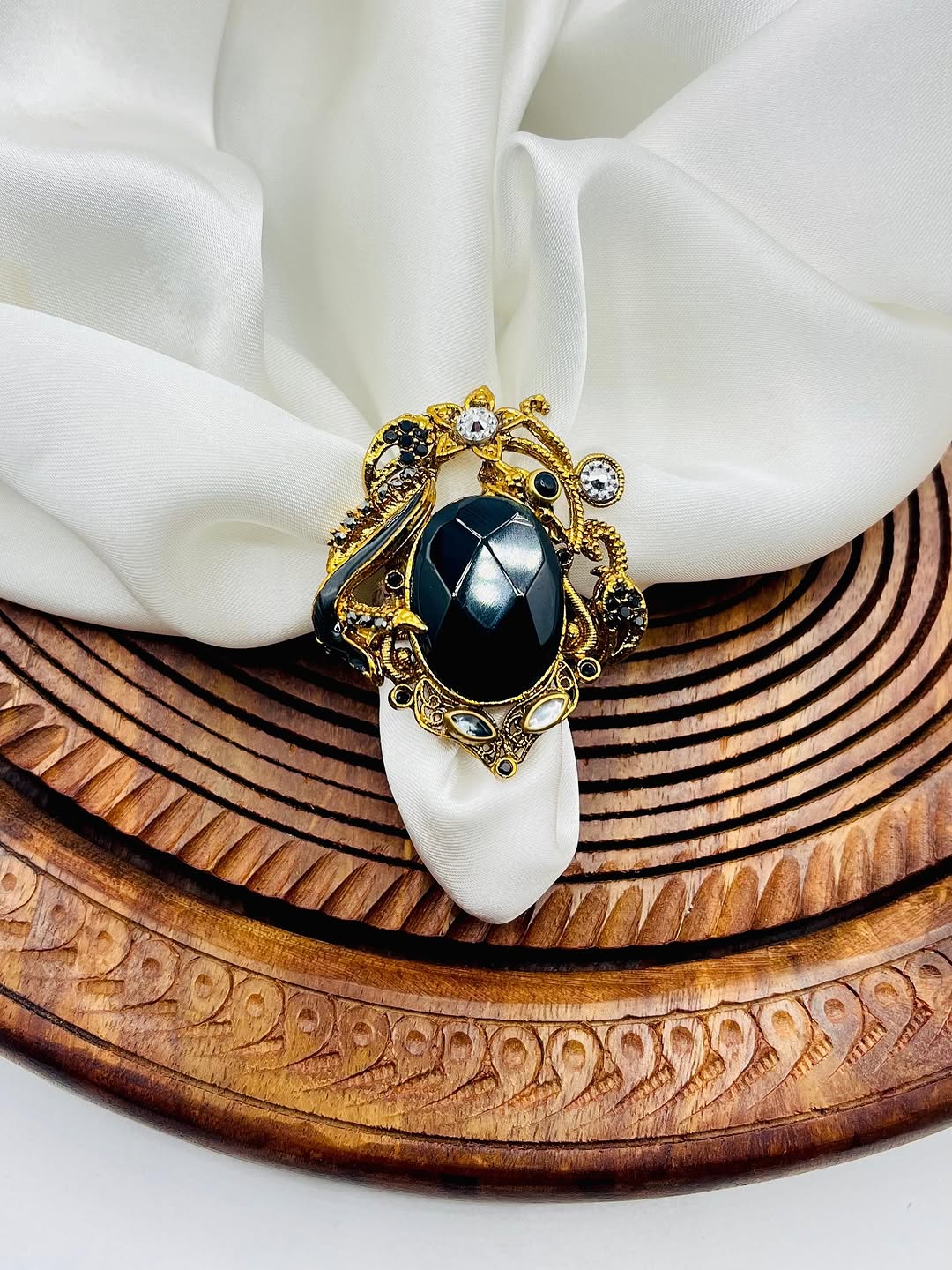 Stylish Doublet Stone Adjustable Ring – Trendy & Elegant Everyday Accessory