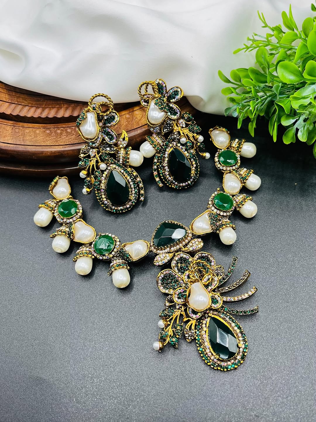 Elegant Beautiful Necklace – Premium Fashion Jewelry for Women