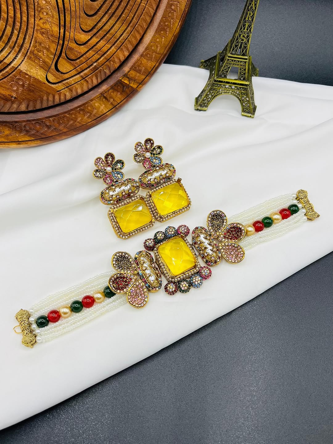 Artisan Crafted Doublet Stone Choker – Premium Finish Designer Piece