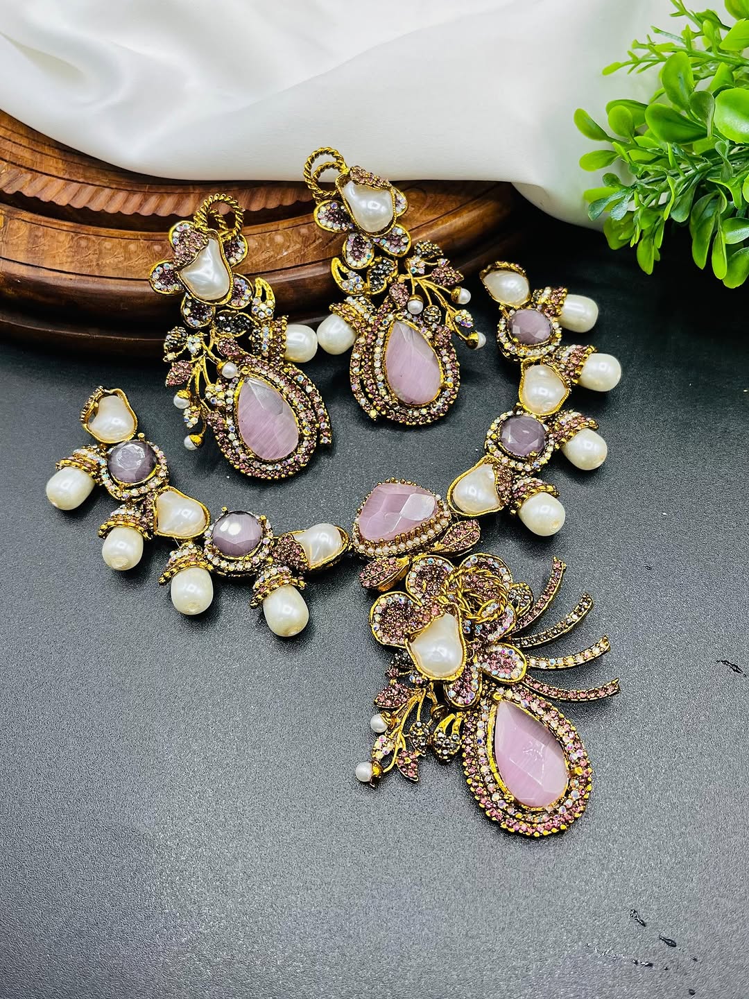 Elegant Beautiful Necklace – Premium Fashion Jewelry for Women