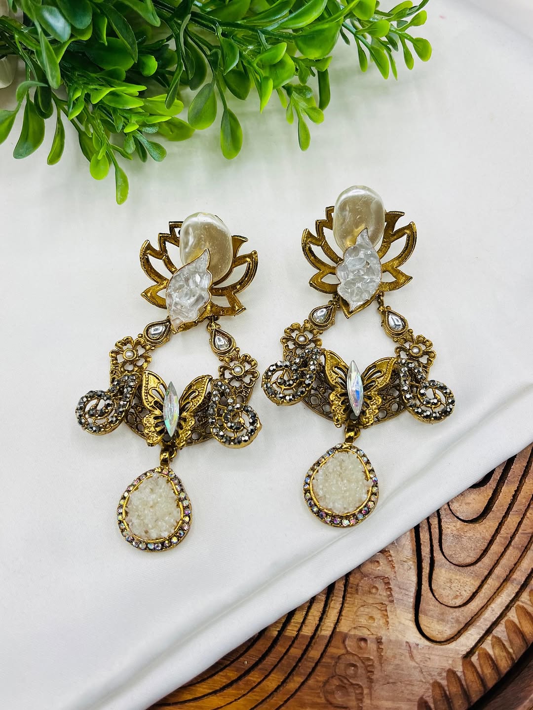Premium Turkish Earrings with Crush Stone – Stylish Designer Jewelry
