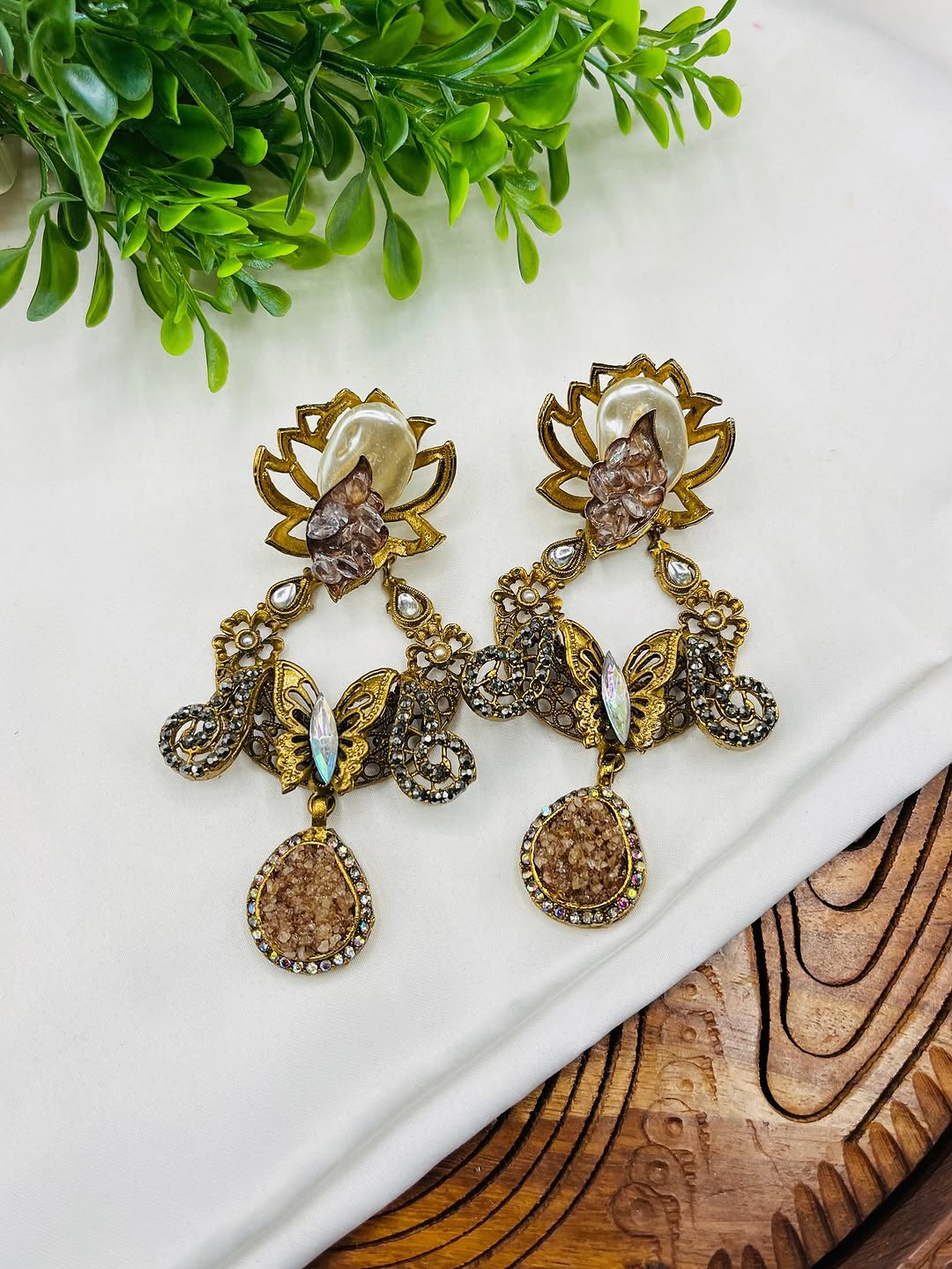 Premium Turkish Earrings with Crush Stone – Stylish Designer Jewelry