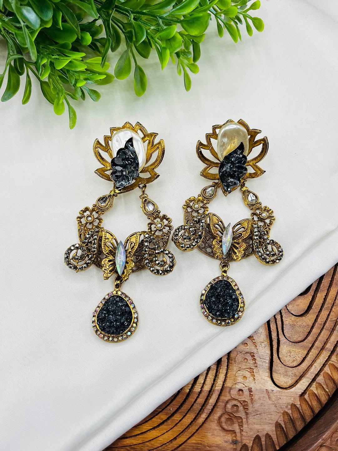 Premium Turkish Earrings with Crush Stone – Stylish Designer Jewelry