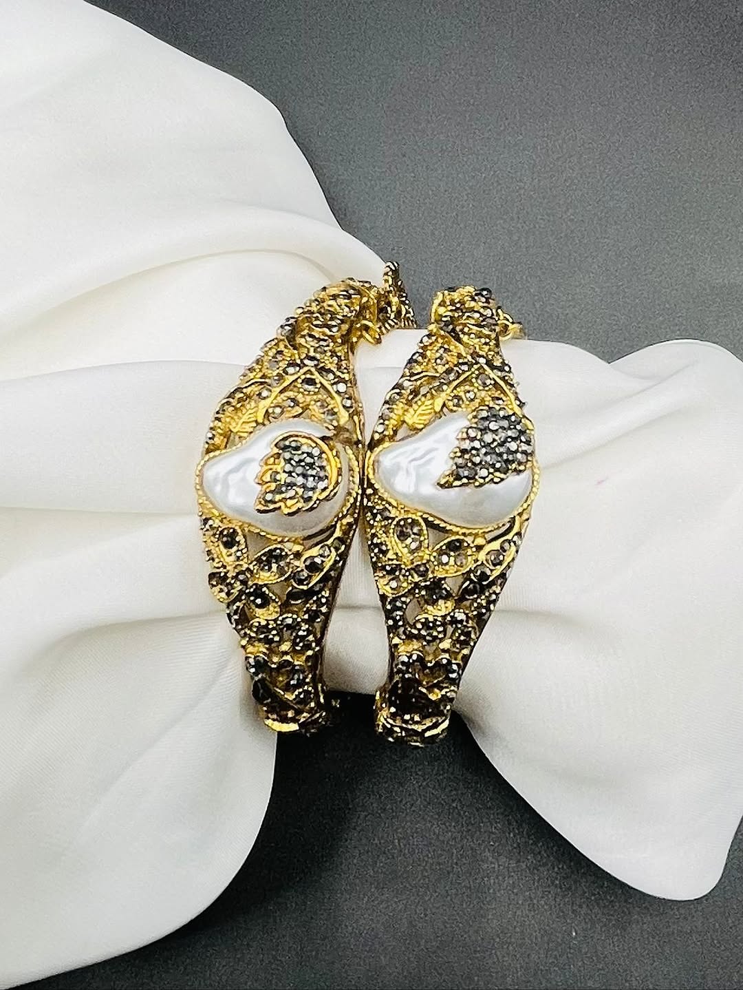 Beautiful Openable Bangles – Trendy Design for All Occasions