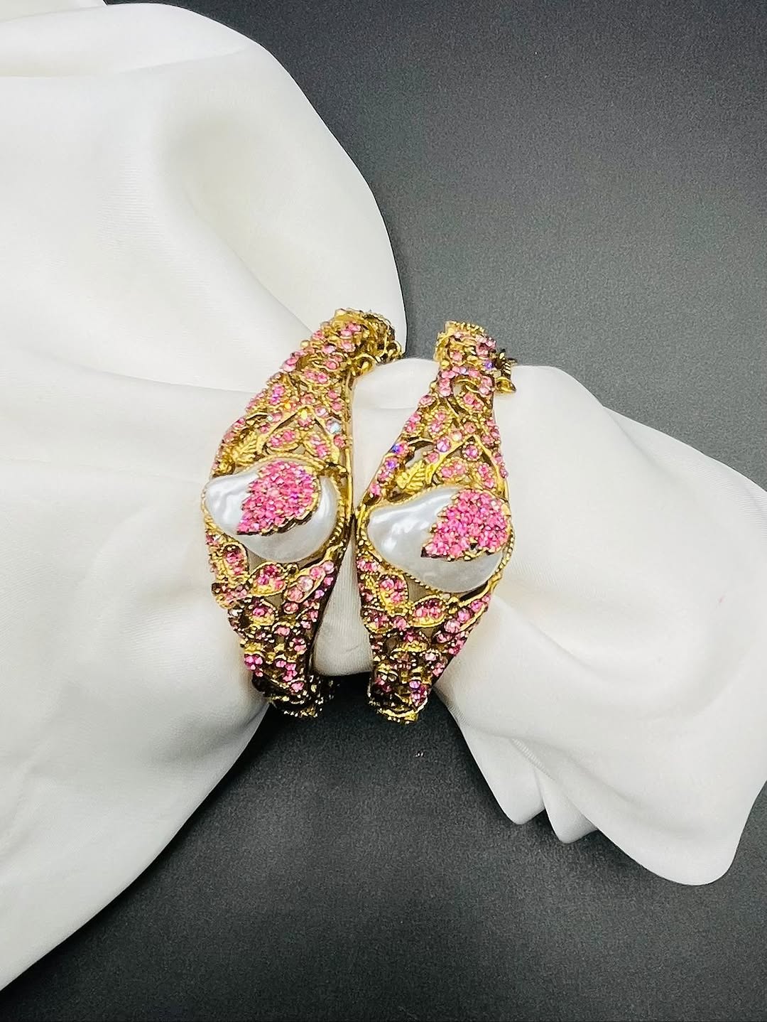 Beautiful Openable Bangles – Trendy Design for All Occasions