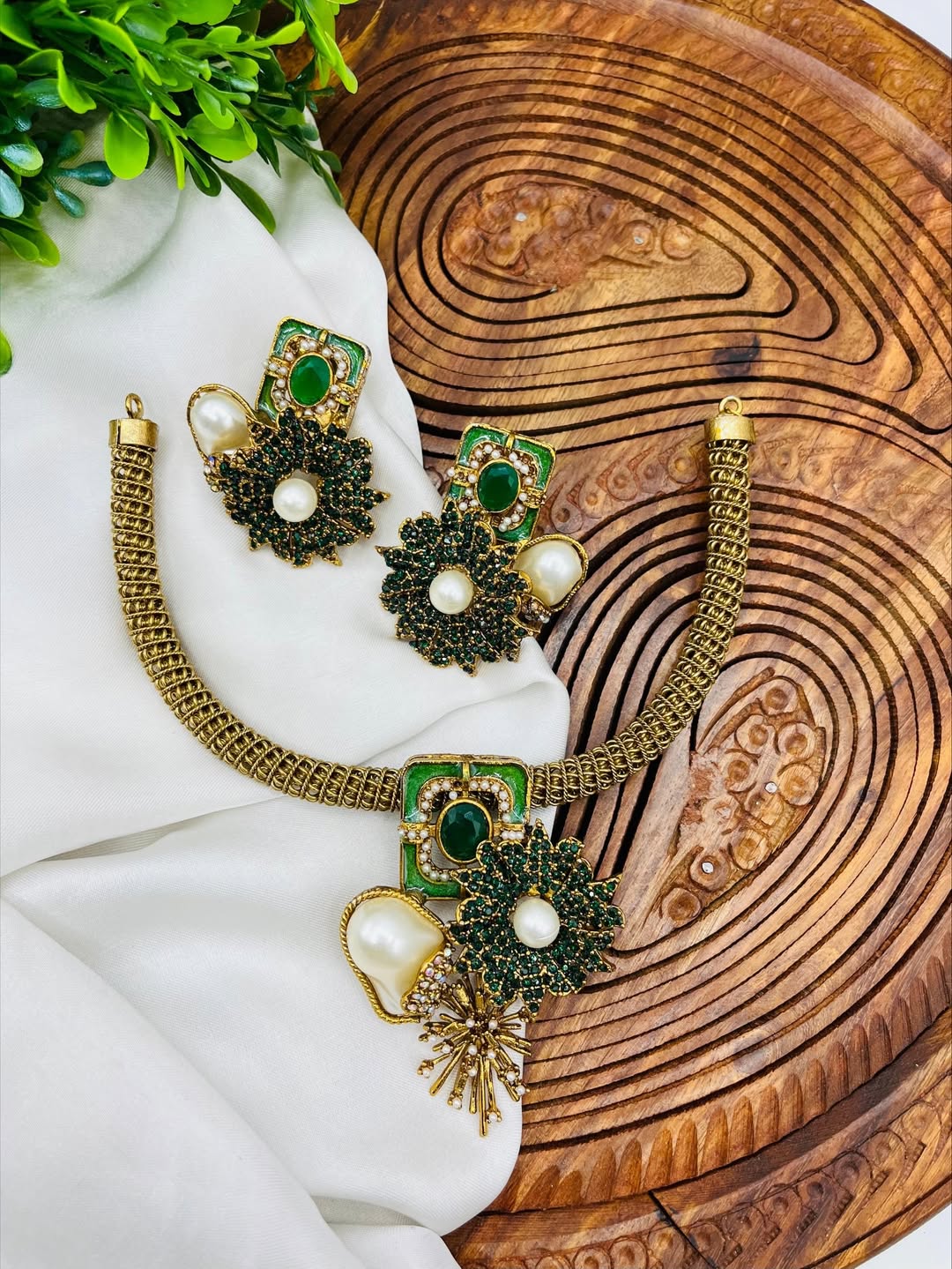 Turkish Hasli Necklace – Adjustable Neckline for Perfect Fit