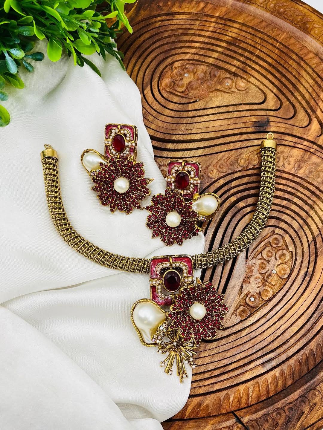 Turkish Hasli Necklace – Adjustable Neckline for Perfect Fit