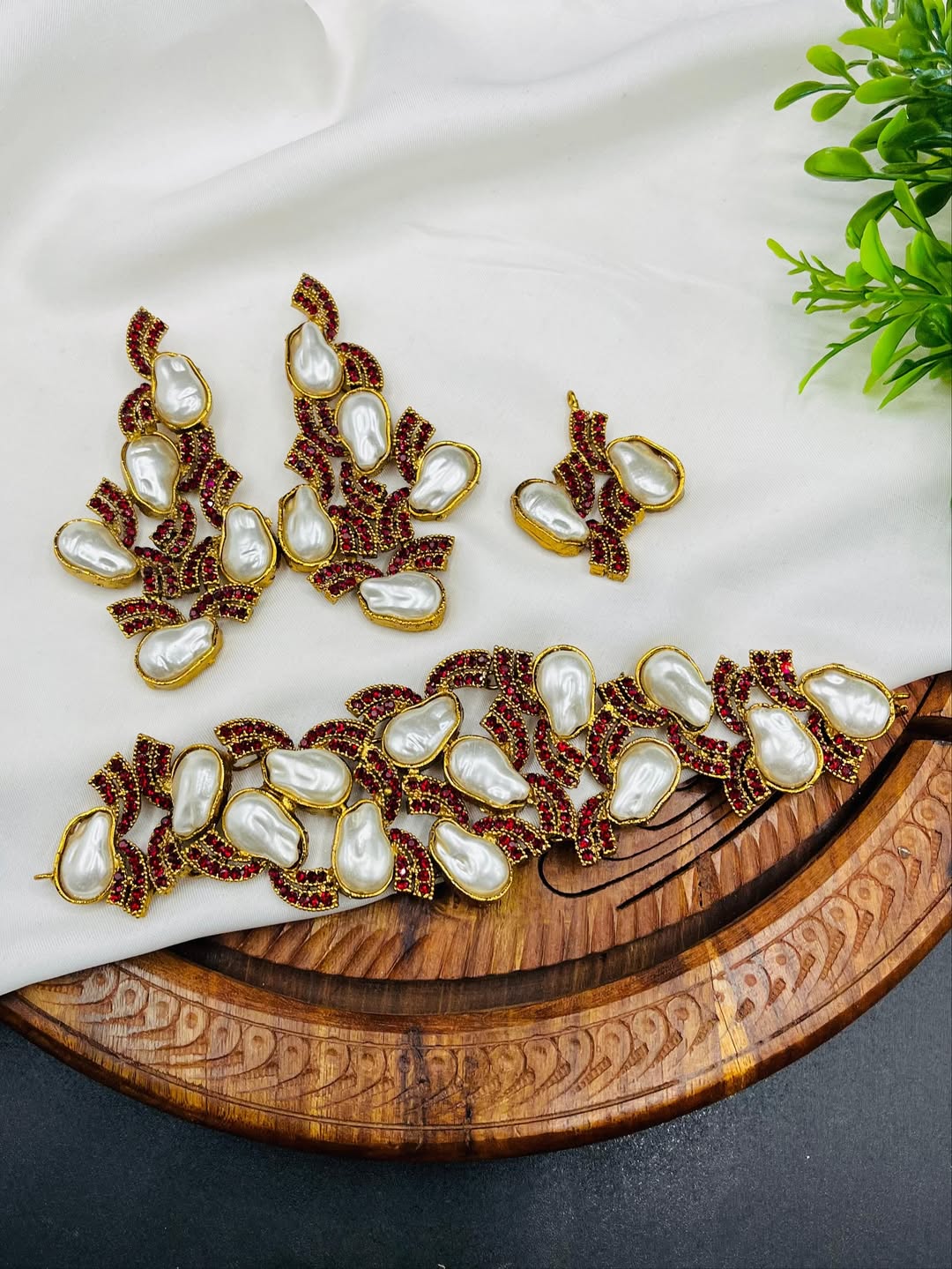 Luxury Turkish MOP Choker Necklace – Timeless Ethnic Design