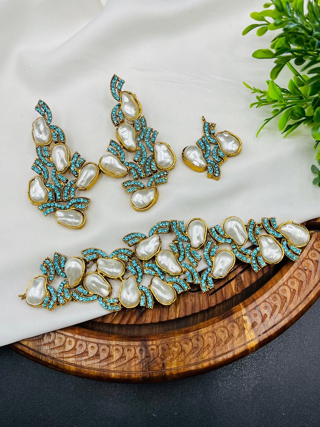 Luxury Turkish MOP Choker Necklace – Timeless Ethnic Design