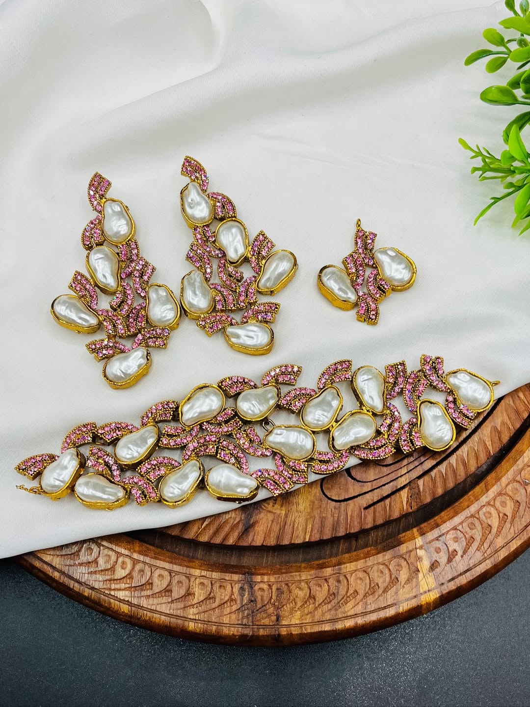 Luxury Turkish MOP Choker Necklace – Timeless Ethnic Design